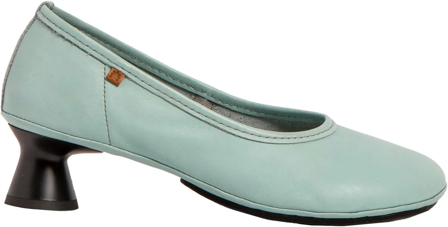 El Naturalista Women's Closed-Toe Pumps Platform