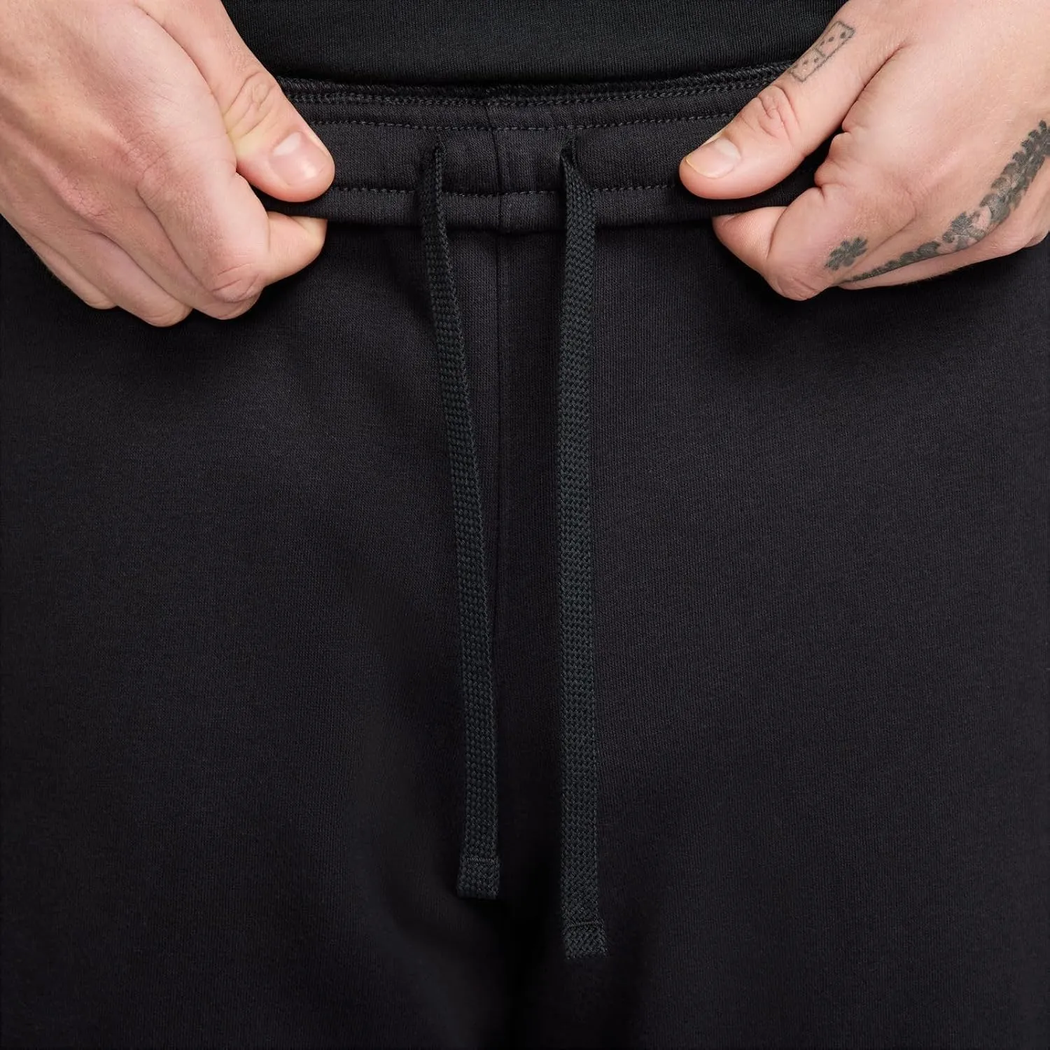 Nike Club Men's Fleece Bungee Pants (FZ0809-010, Black/Black/White)