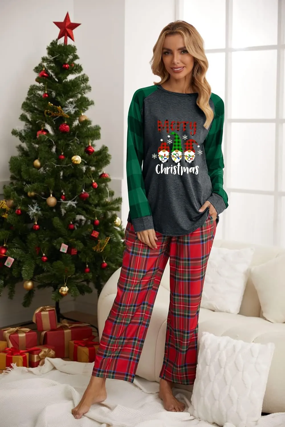 SFHFY Merry Christmas Shirts for Women Gnomes T-Shirt Lights Plaid Splicing Raglan Long Sleeve Tee Xmas Holiday Pullover Top