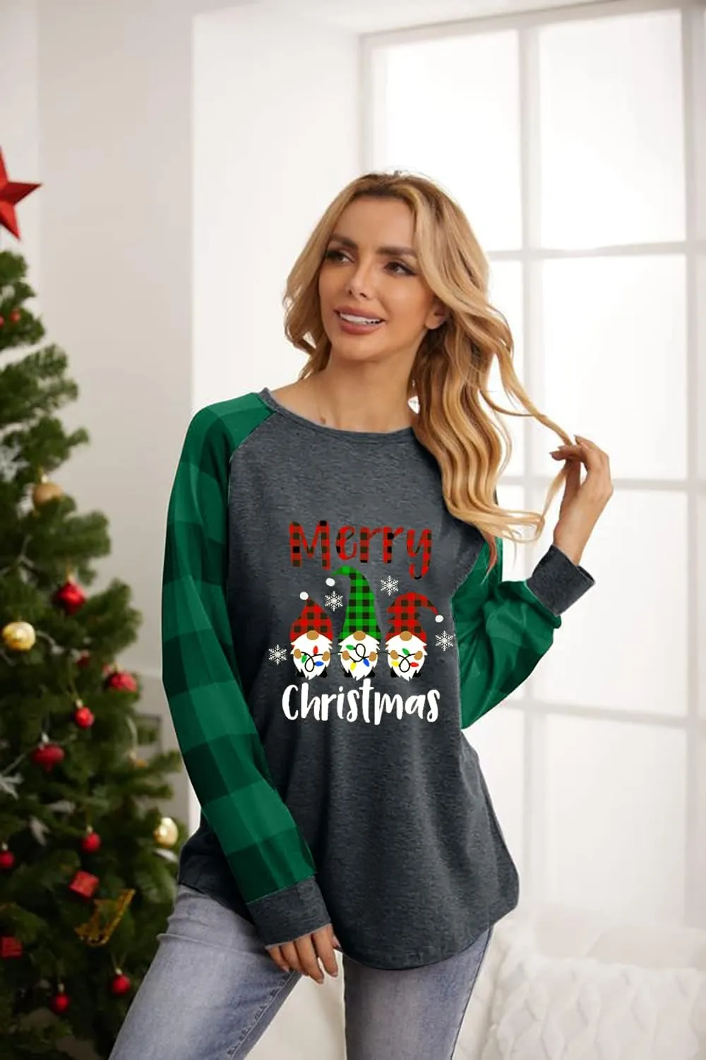 SFHFY Merry Christmas Shirts for Women Gnomes T-Shirt Lights Plaid Splicing Raglan Long Sleeve Tee Xmas Holiday Pullover Top