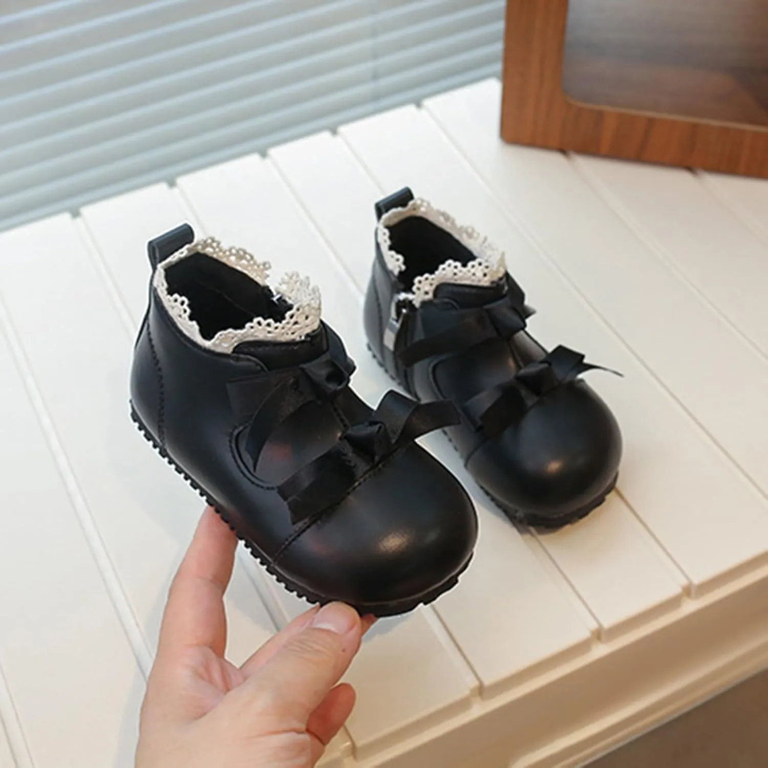 Toddler Little Girls Lace Bowtie Dress Shoes Wedding Pa𝗿𝘁y Mary Jane Ballerina Flat Teen Girls Sized 7 Boots