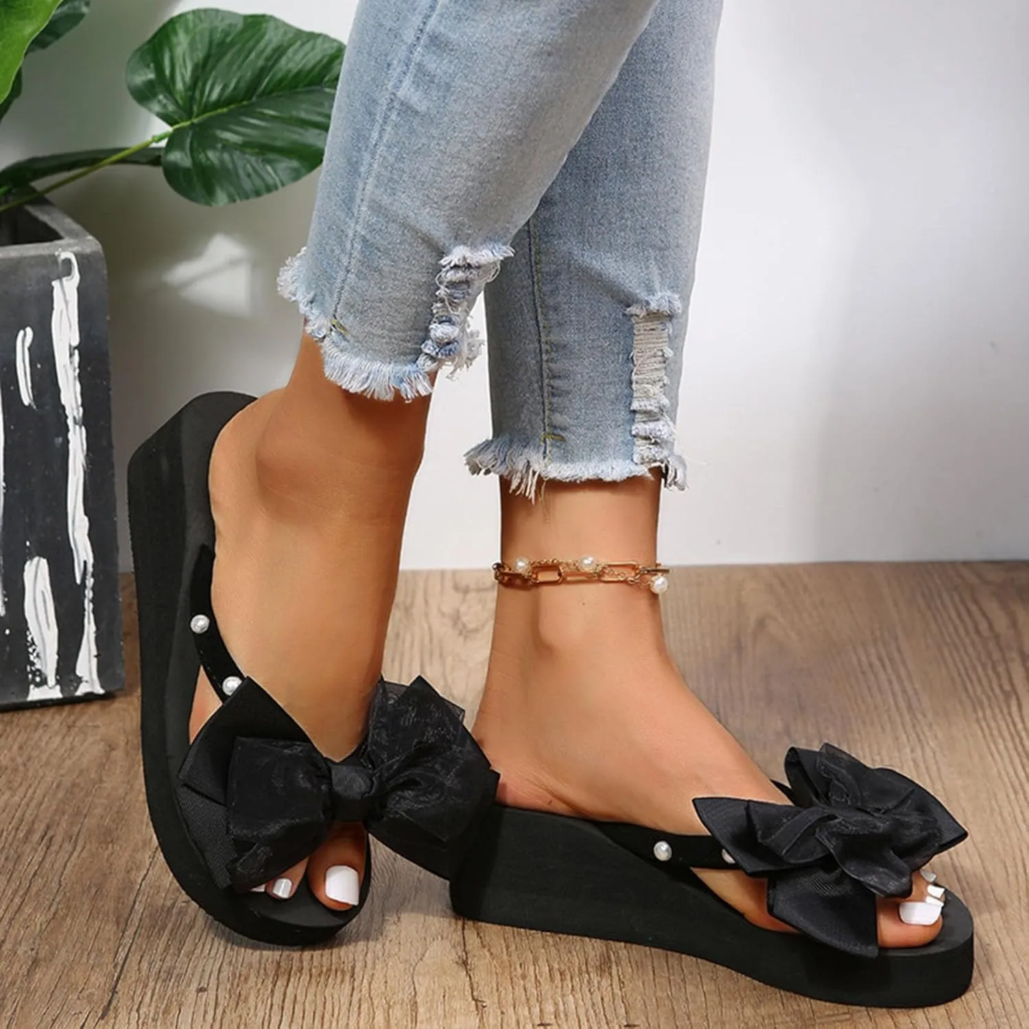 Women Flip-Flops Flat Sandals 2024 Fashion Jelly Bow Beach Flat Rivets Rain Cute Dressy Summer