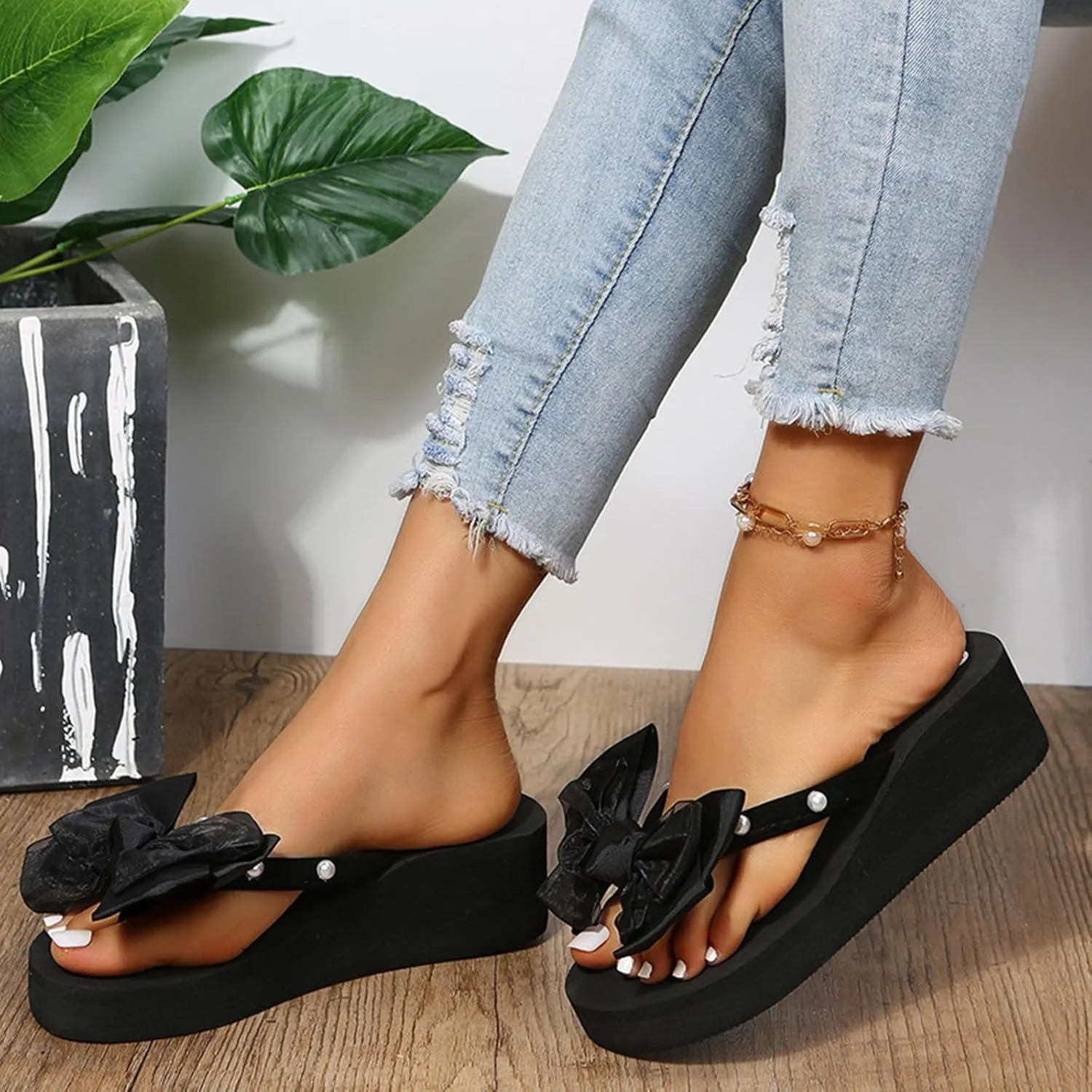 Women Flip-Flops Flat Sandals 2024 Fashion Jelly Bow Beach Flat Rivets Rain Cute Dressy Summer